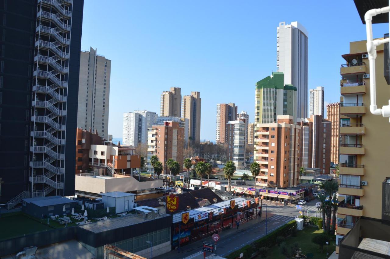 Apts Ara With Pool Benidorm Luaran gambar