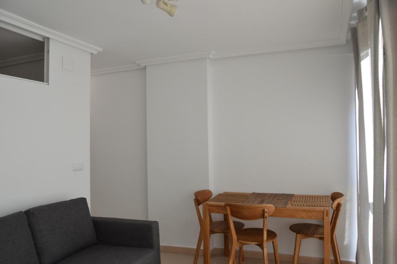 Apts Ara With Pool Benidorm Luaran gambar