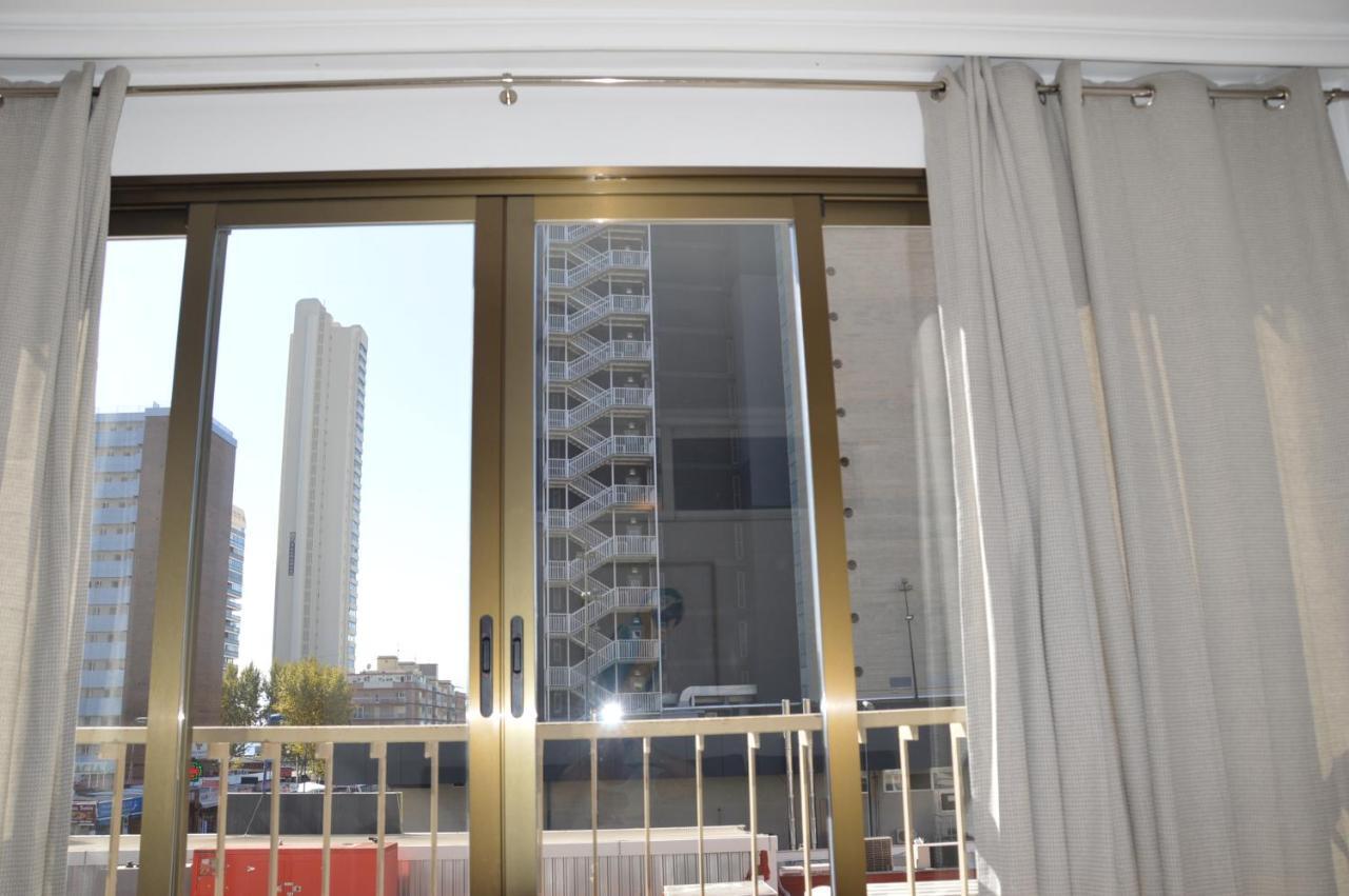 Apts Ara With Pool Benidorm Luaran gambar